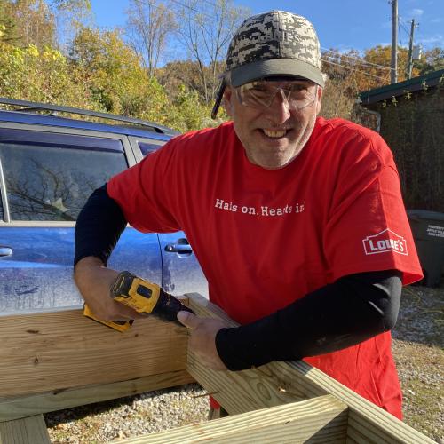 Paintsville Lowe's Employees at CAP work site