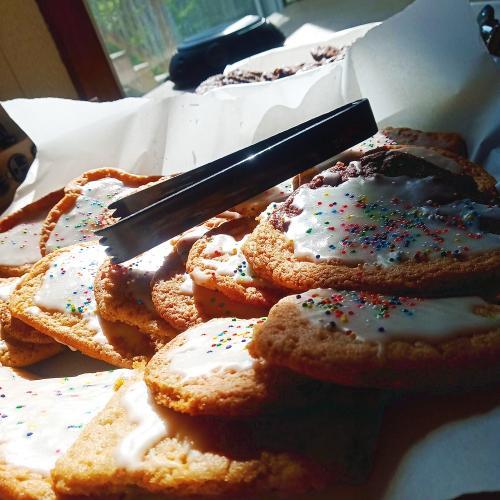 Lemon-Lavender Cookies and Porch Swings